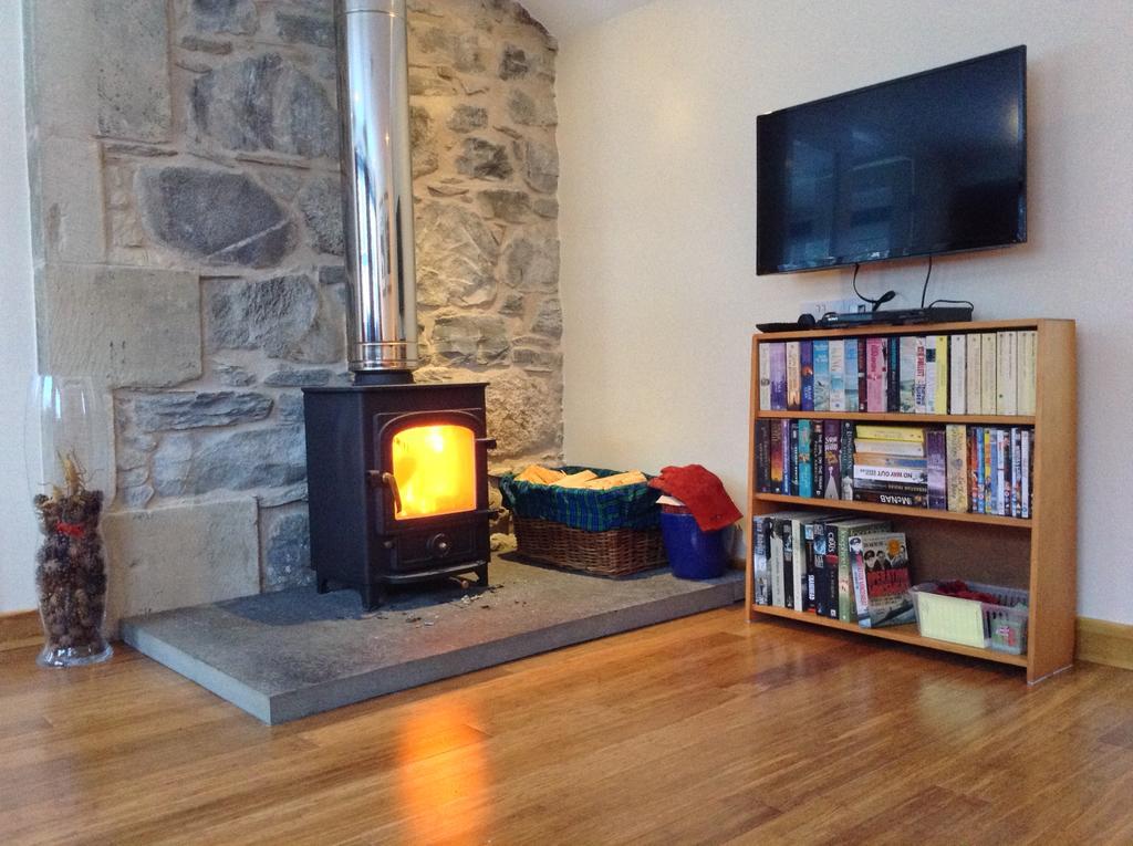 Dower House Newtonmore B&B エクステリア 写真