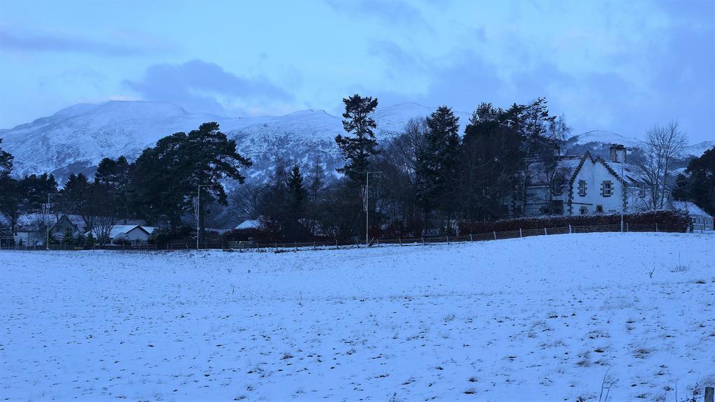 Dower House Newtonmore B&B エクステリア 写真